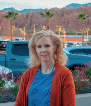 Chris Healy headshot